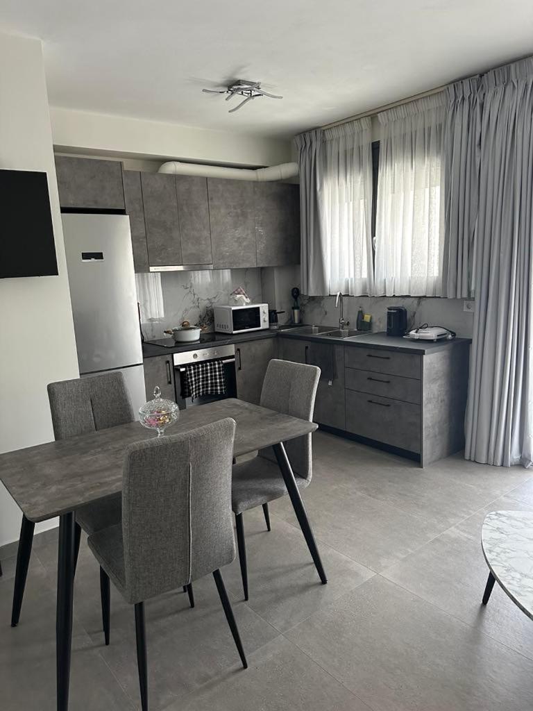 Poly S Home Ioannina Ngoại thất bức ảnh